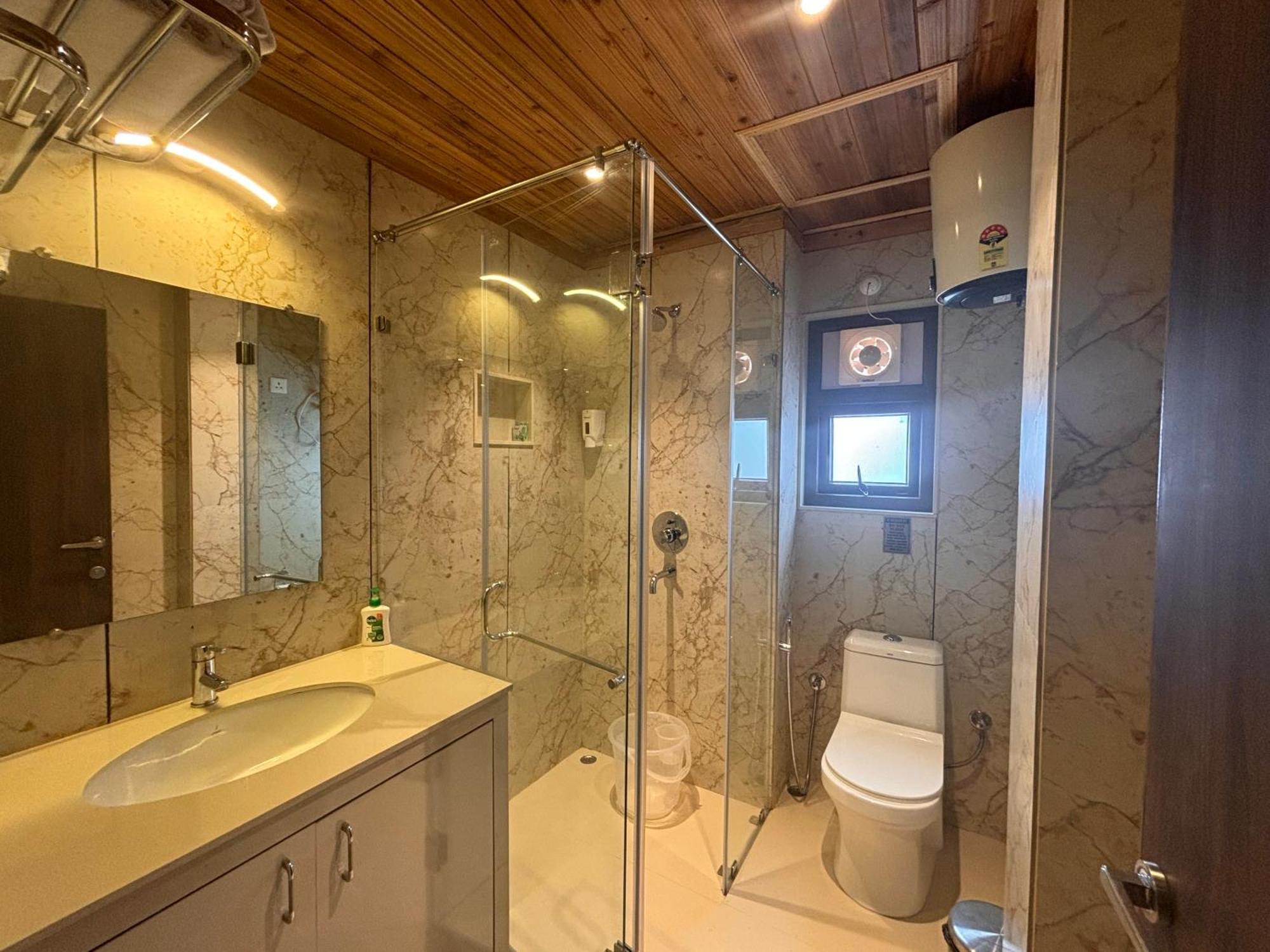 Blue Orchid Premium Otel Kalimpong Dış mekan fotoğraf