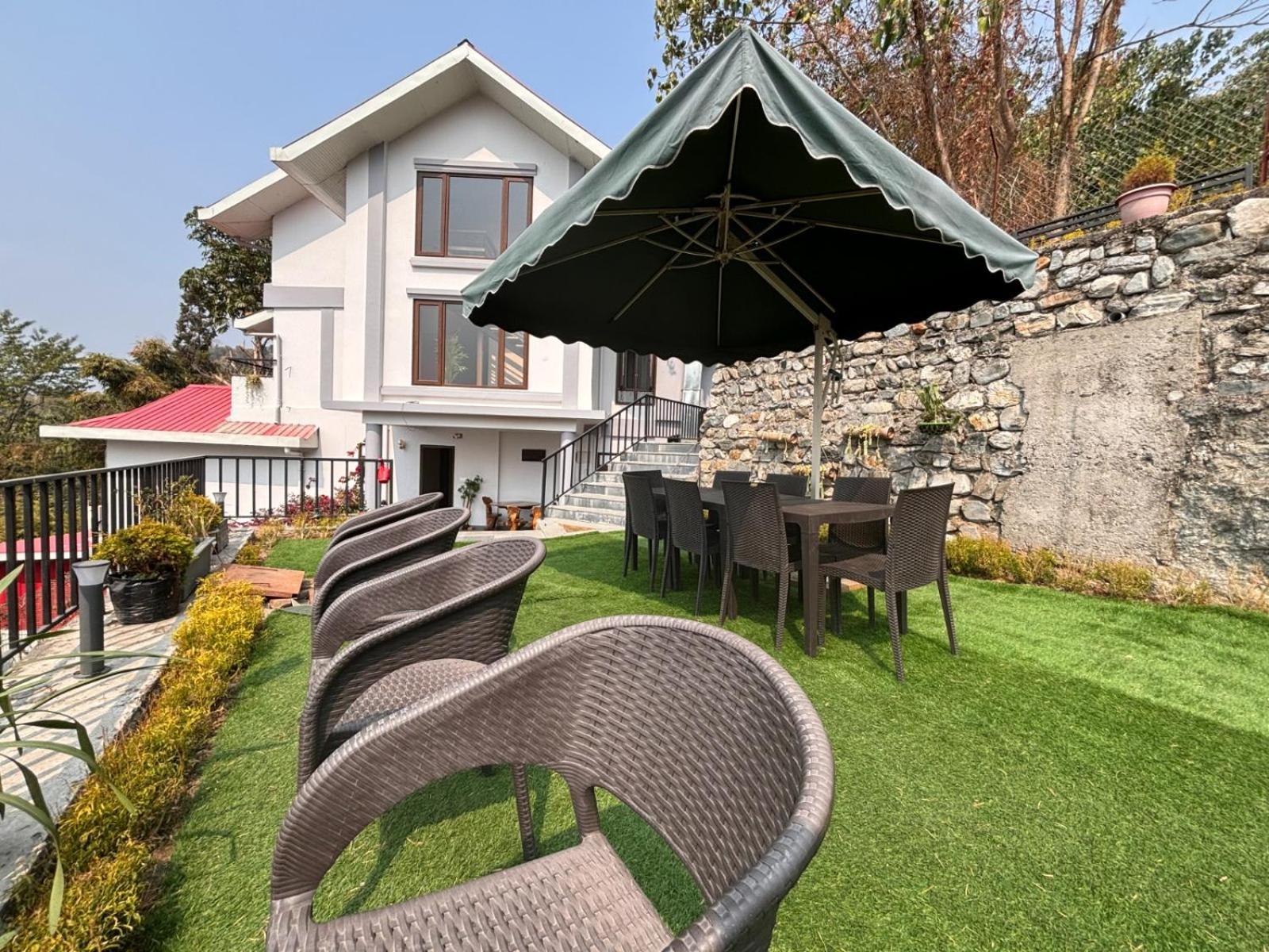 Blue Orchid Premium Otel Kalimpong Dış mekan fotoğraf